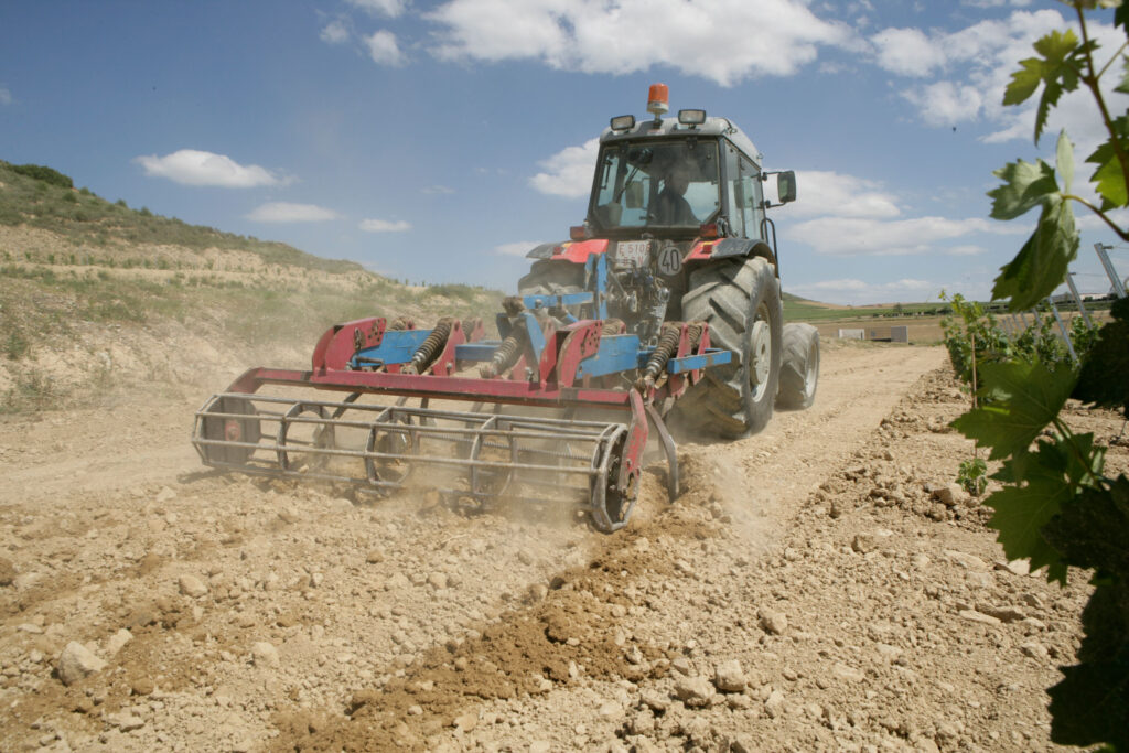 REPUESTOS AGRÍCOLAS